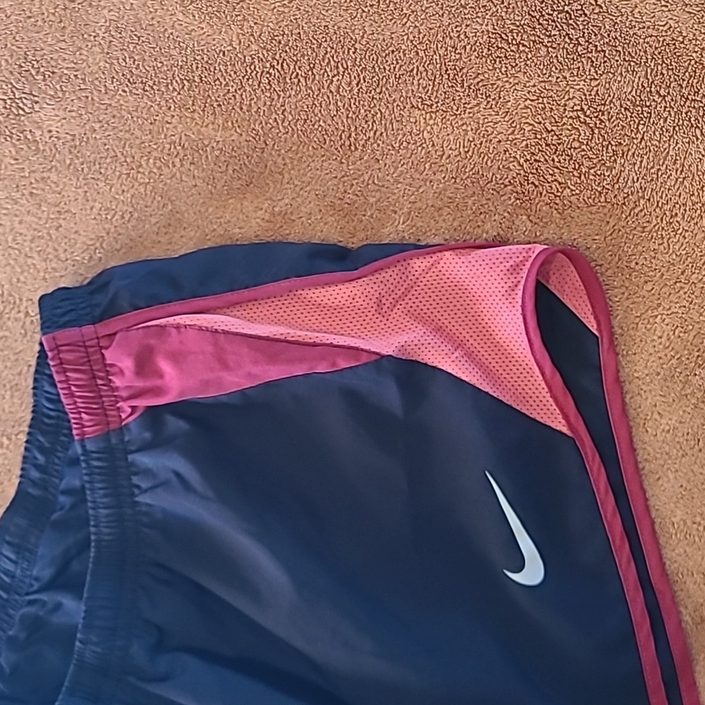 Nike Women's Black and Pink Athletic Shorts - Picture 3 of 6